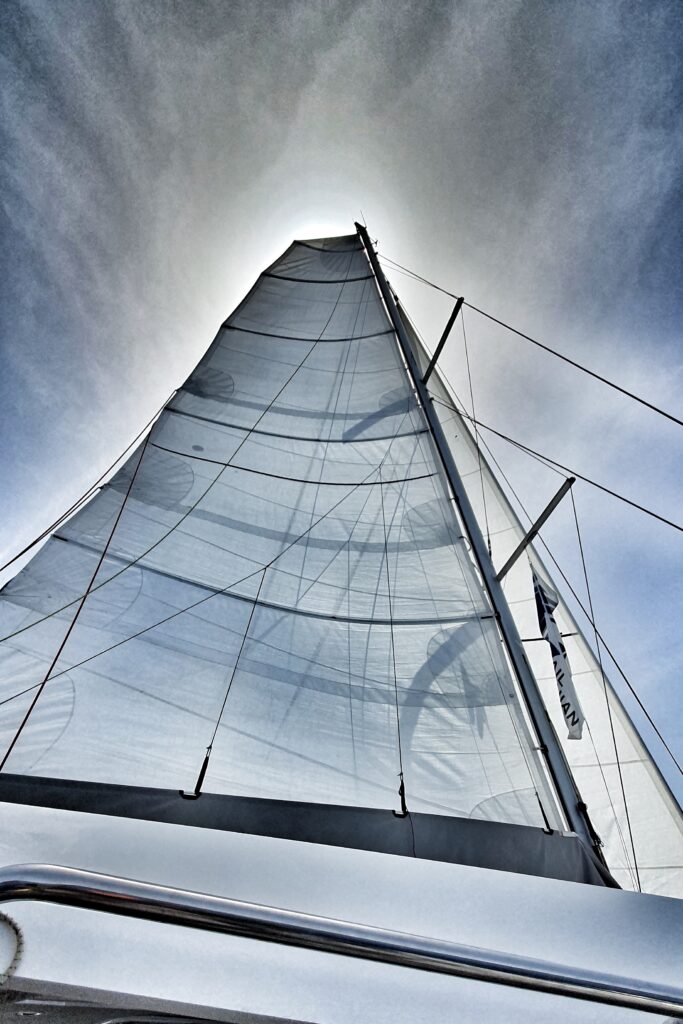 main sail 